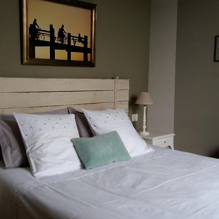 Chambres D'Hotes Les Chaufourniers Crouay Exterior foto